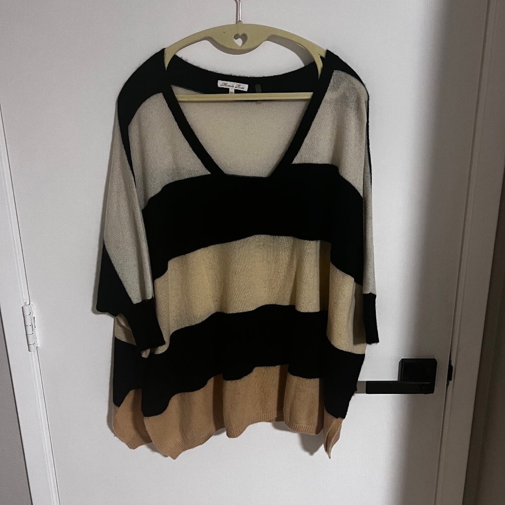 Minnie Rose cashmere poncho sweater